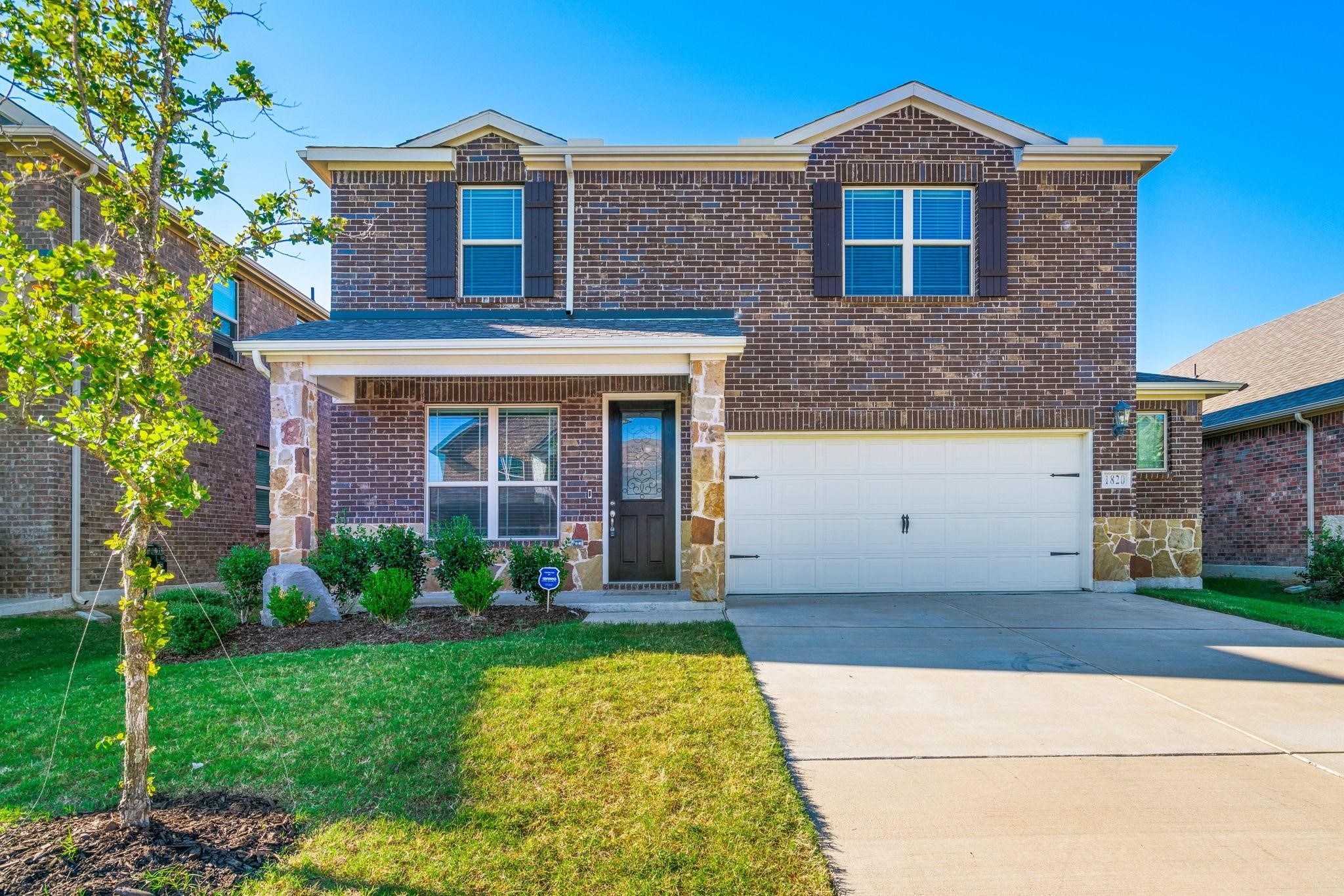 1820 Cinnamon Trail Aubrey TX 76227
