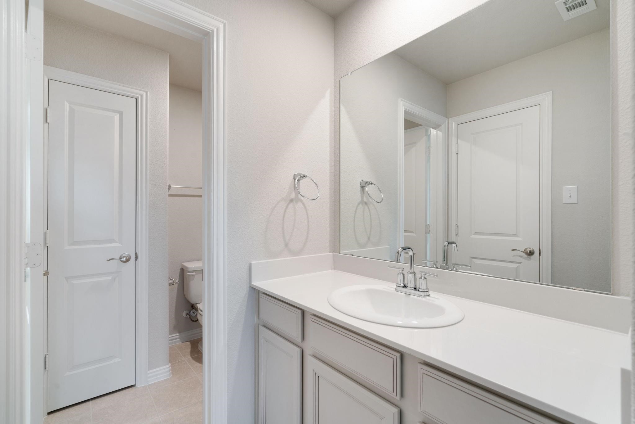 1820 Cinnamon Trail Aubrey TX 76227