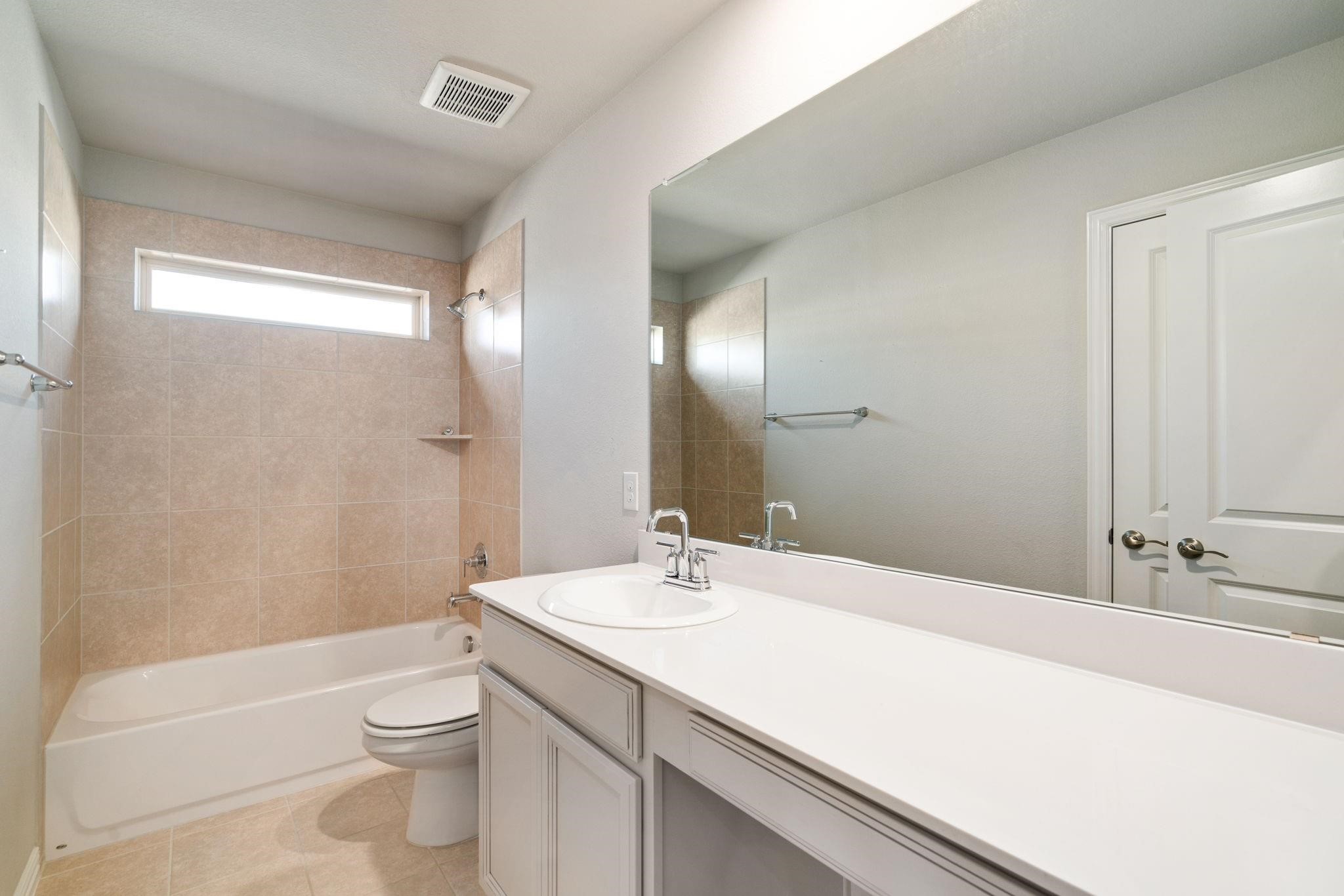 1820 Cinnamon Trail Aubrey TX 76227