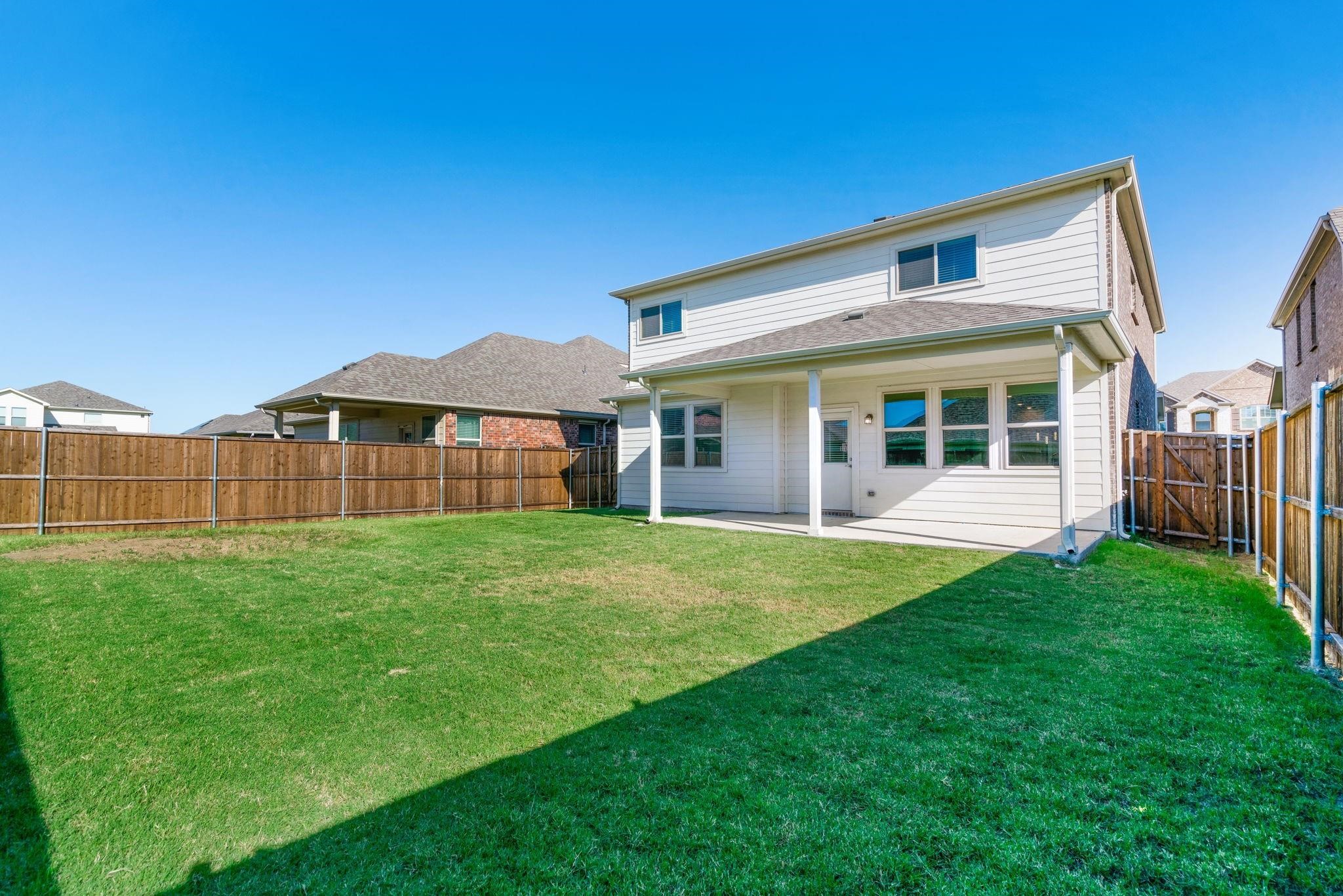 1820 Cinnamon Trail Aubrey TX 76227