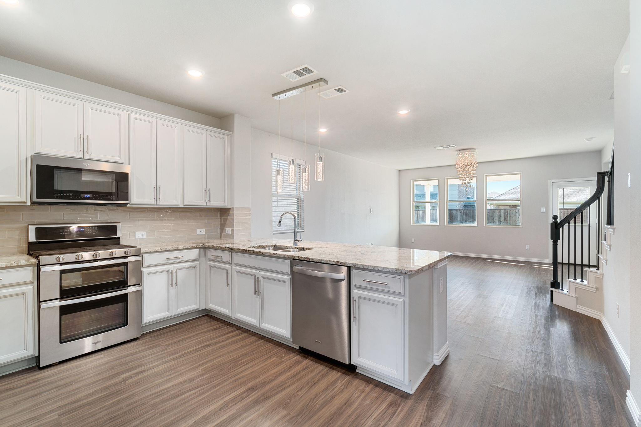 1820 Cinnamon Trail Aubrey TX 76227