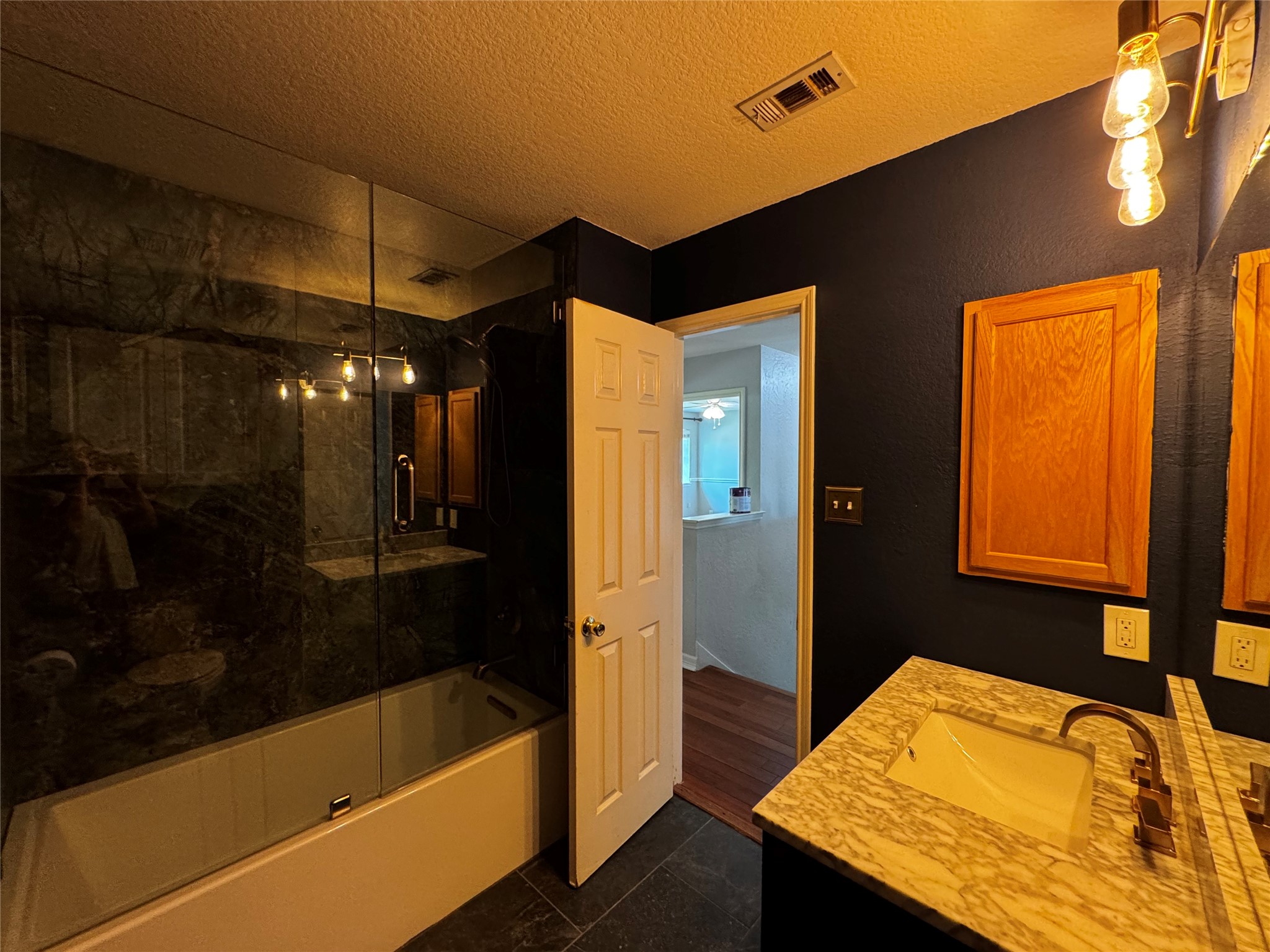 1519 Snow Trail Lewisville TX 75077
