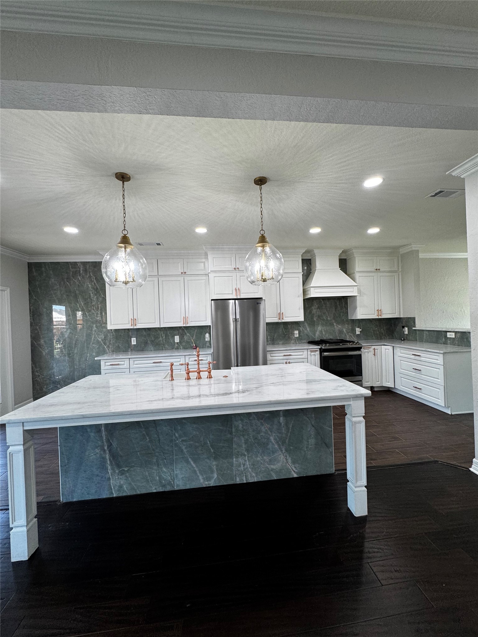 1519 Snow Trail Lewisville TX 75077