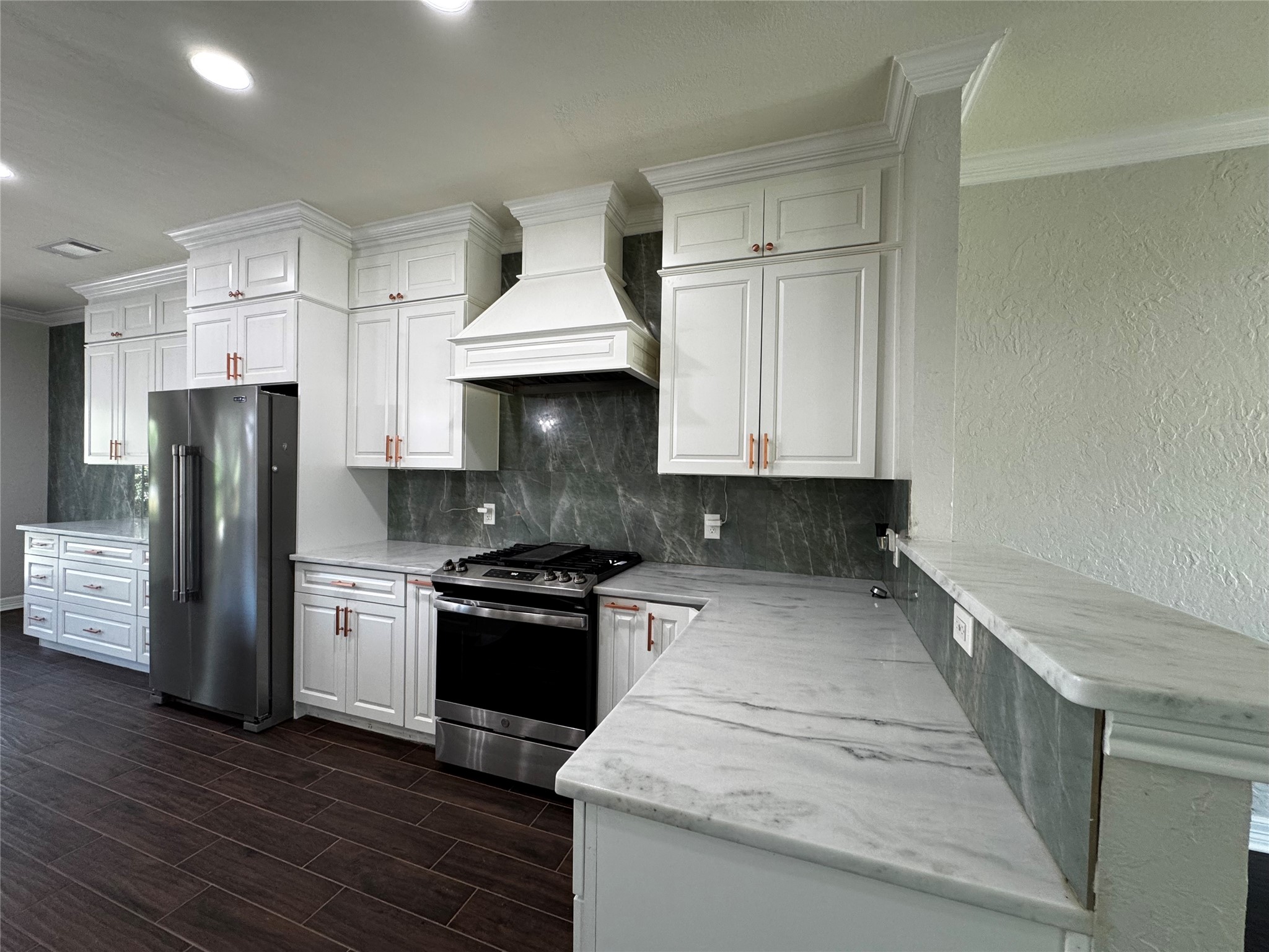 1519 Snow Trail Lewisville TX 75077