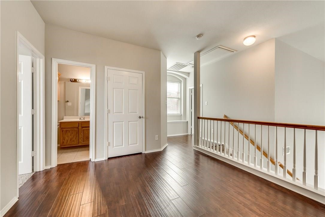 409 Knoll Park Court Mckinney TX 75072