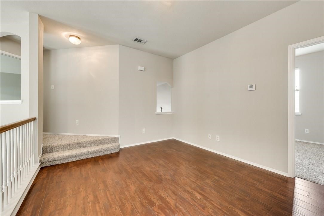409 Knoll Park Court Mckinney TX 75072