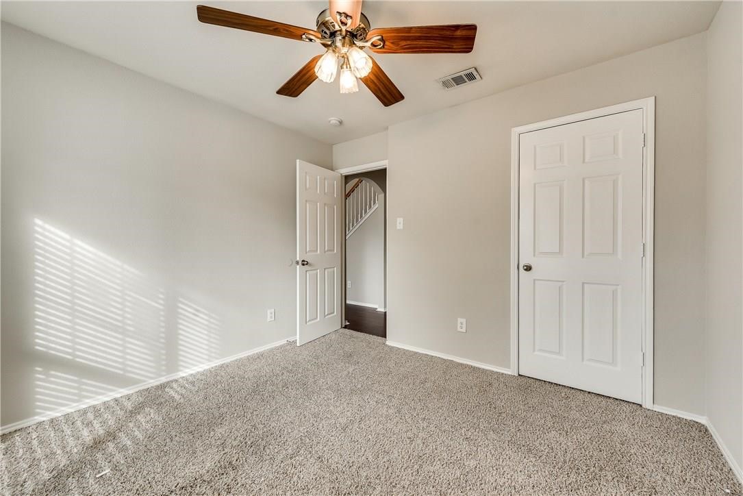 409 Knoll Park Court Mckinney TX 75072