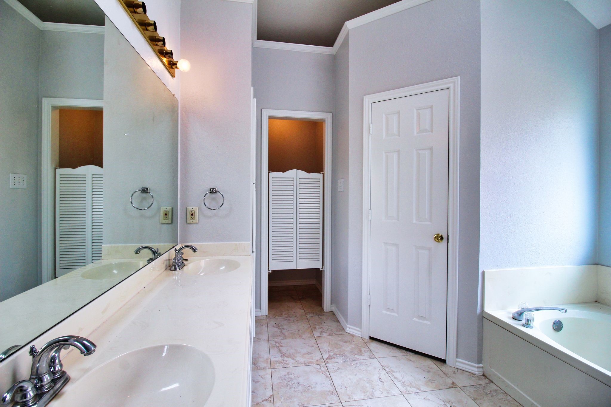 8435 Creekside Circle Frisco TX 75034