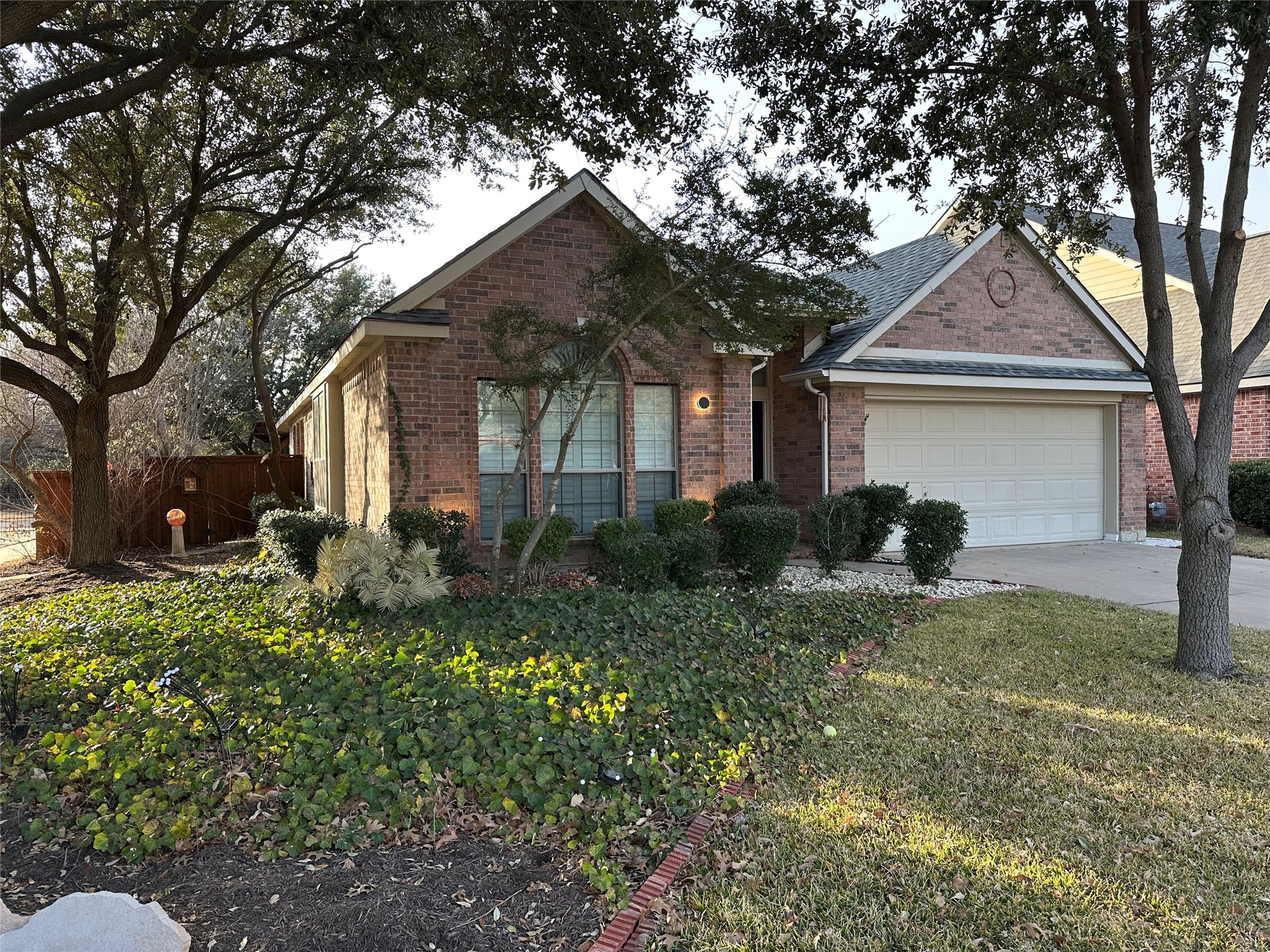 2866 Vacherie Lane Dallas TX 75227