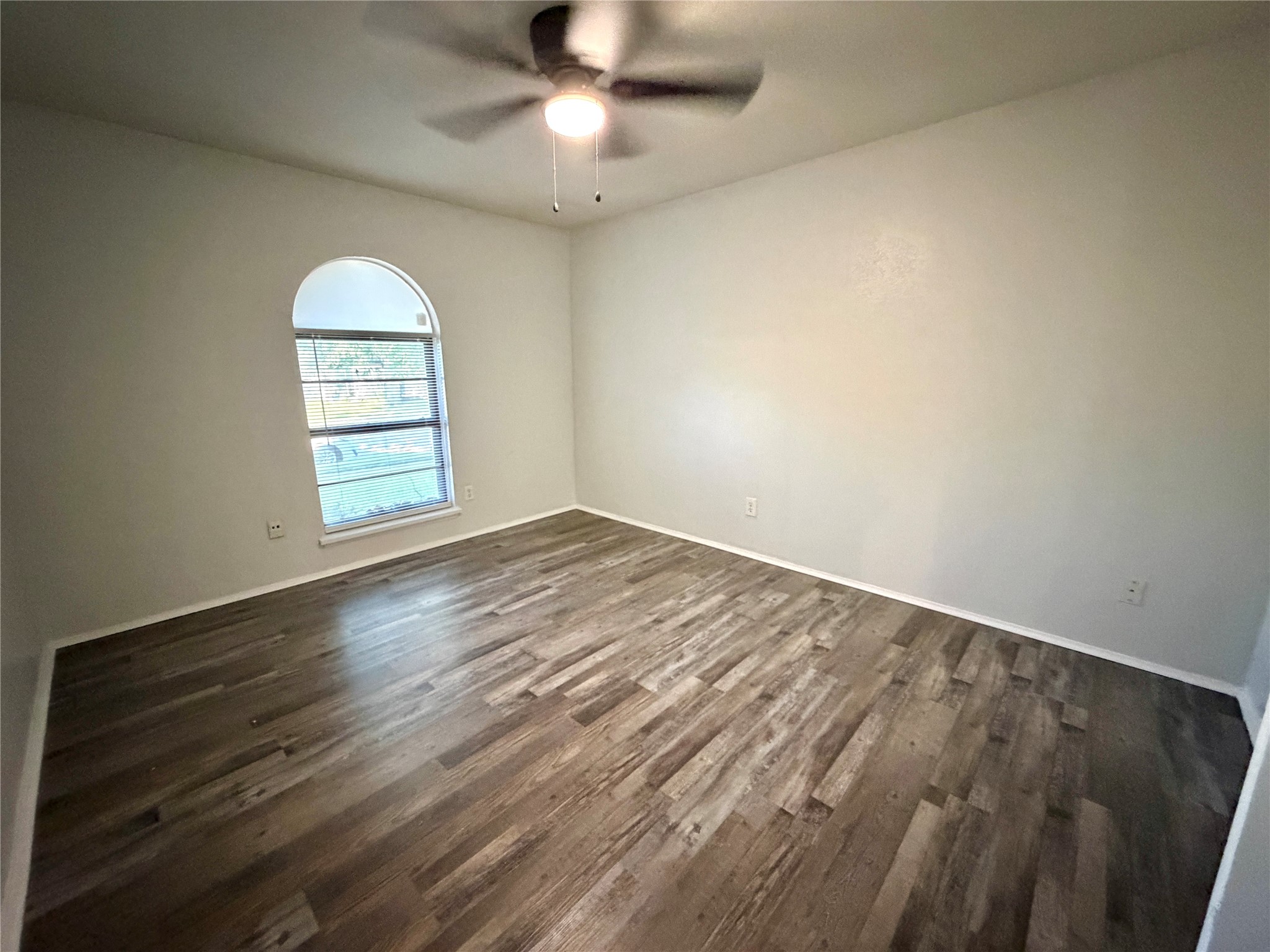 4702 Spanish Trail Grand Prairie TX 75052