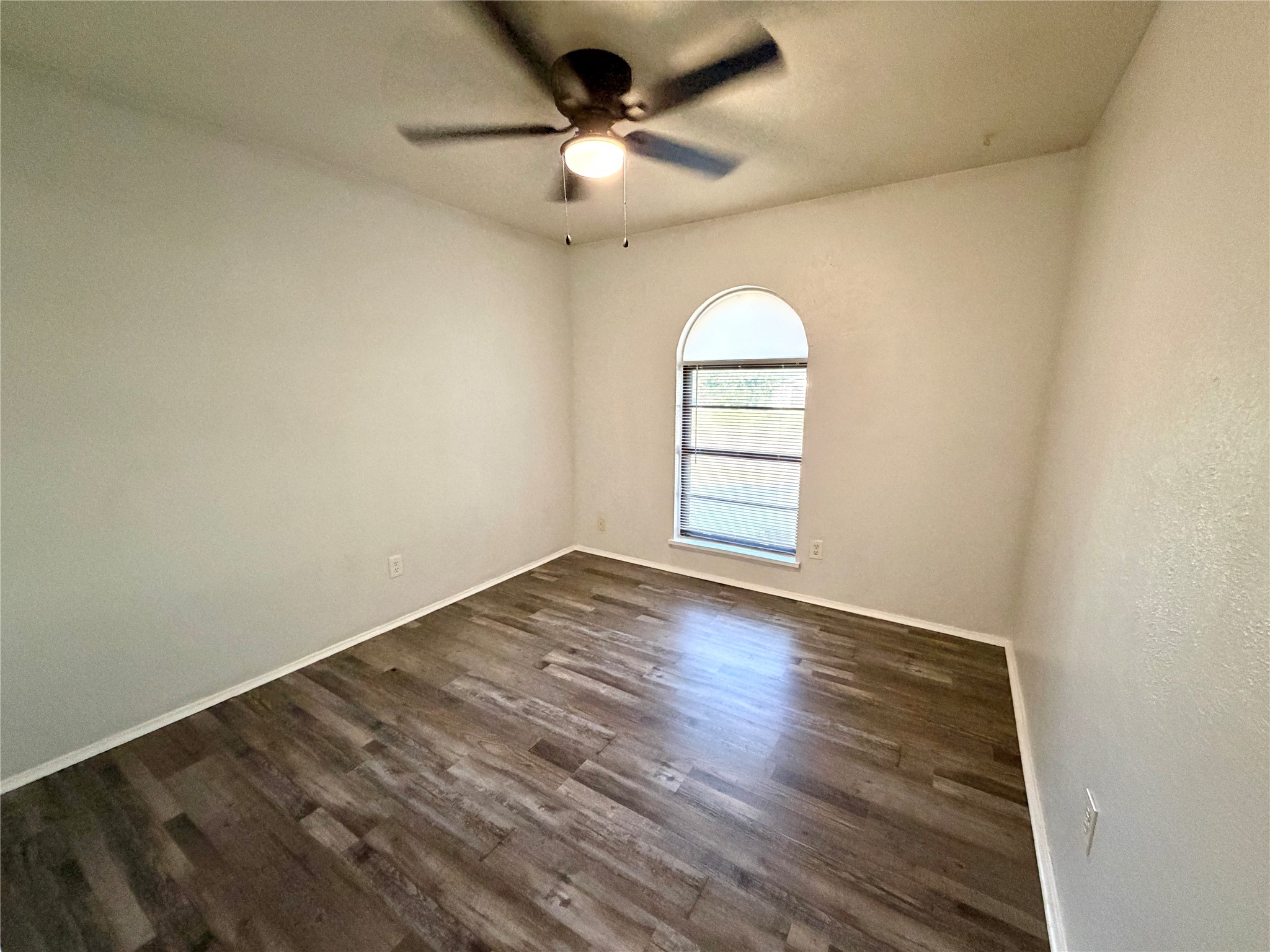 4702 Spanish Trail Grand Prairie TX 75052