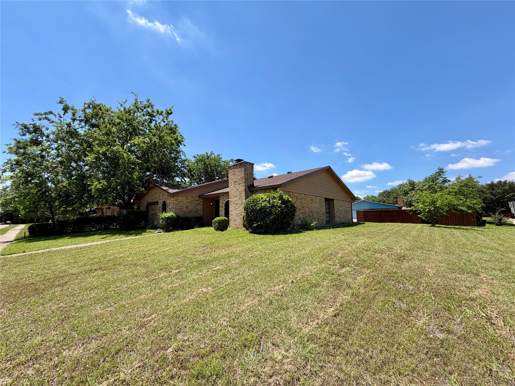 4702 Spanish Trail Grand Prairie TX 75052