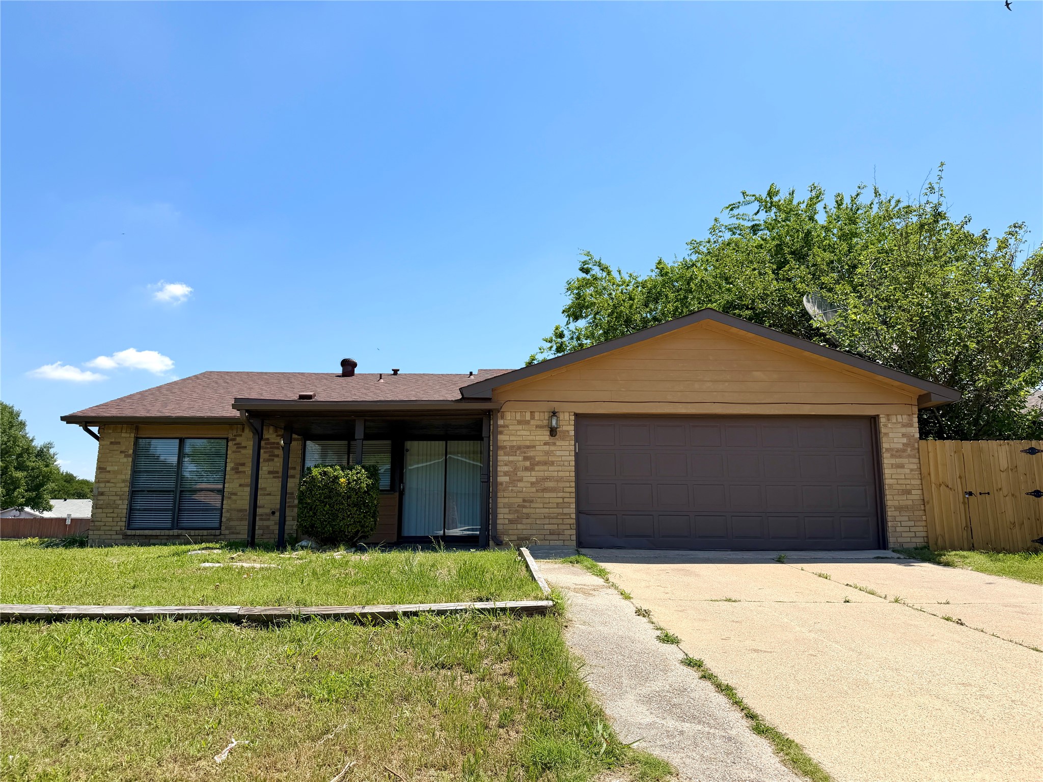 4702 Spanish Trail Grand Prairie TX 75052