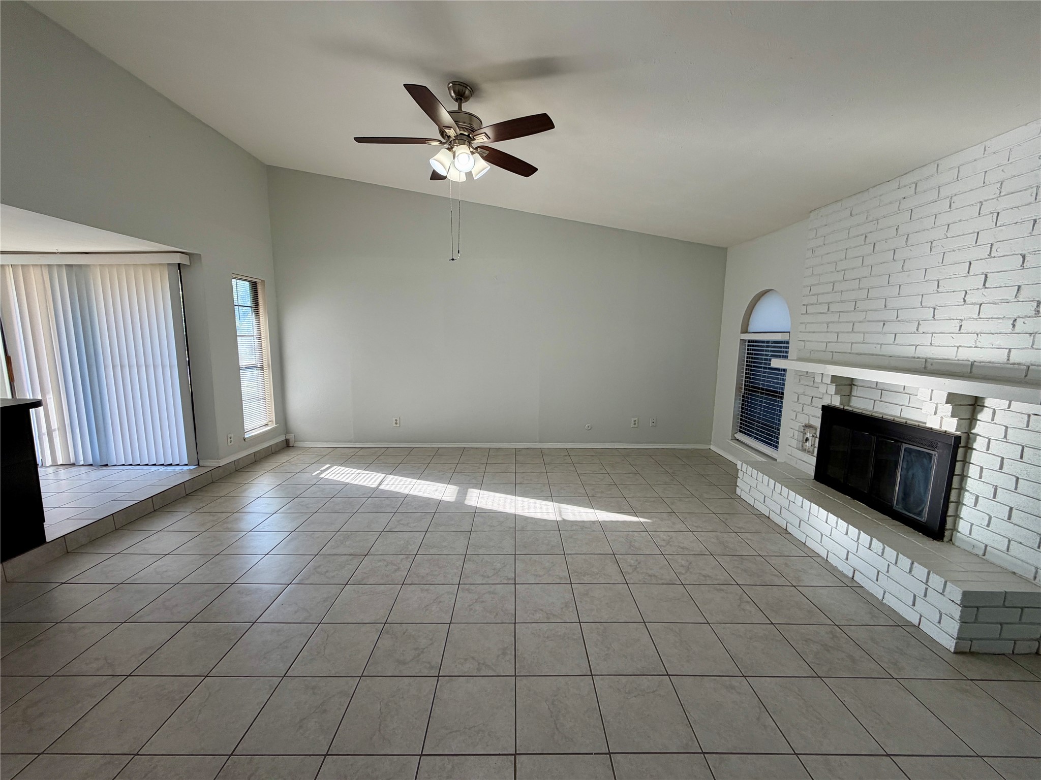 4702 Spanish Trail Grand Prairie TX 75052