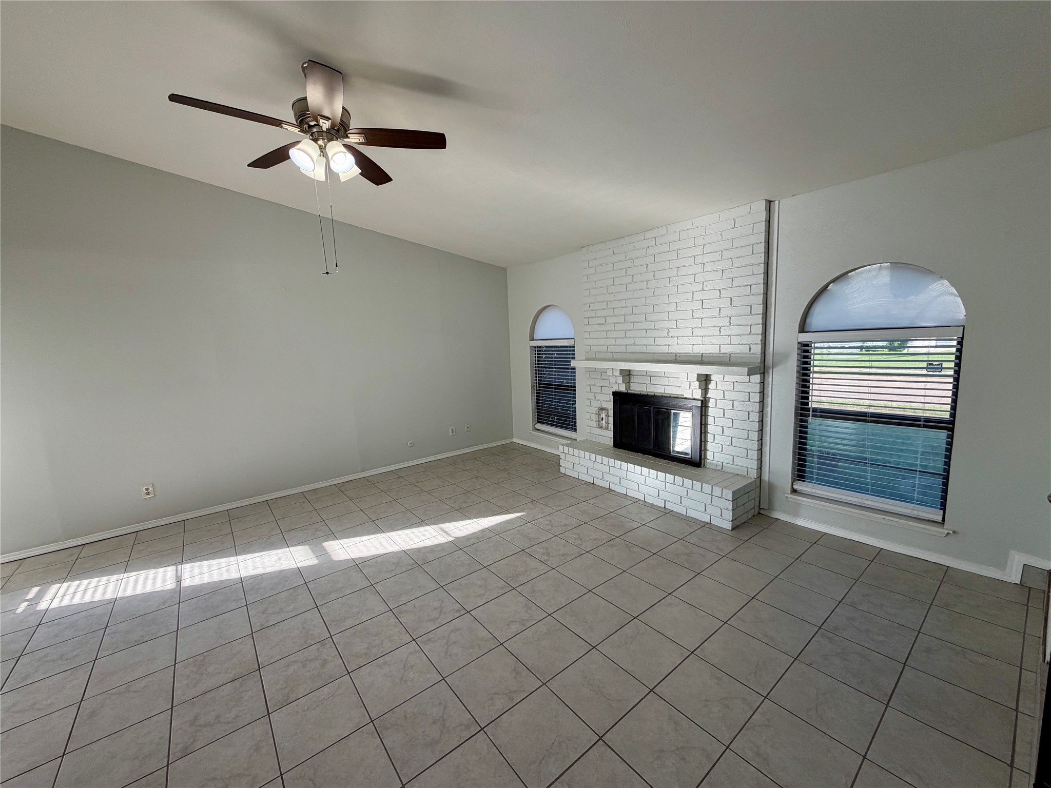 4702 Spanish Trail Grand Prairie TX 75052