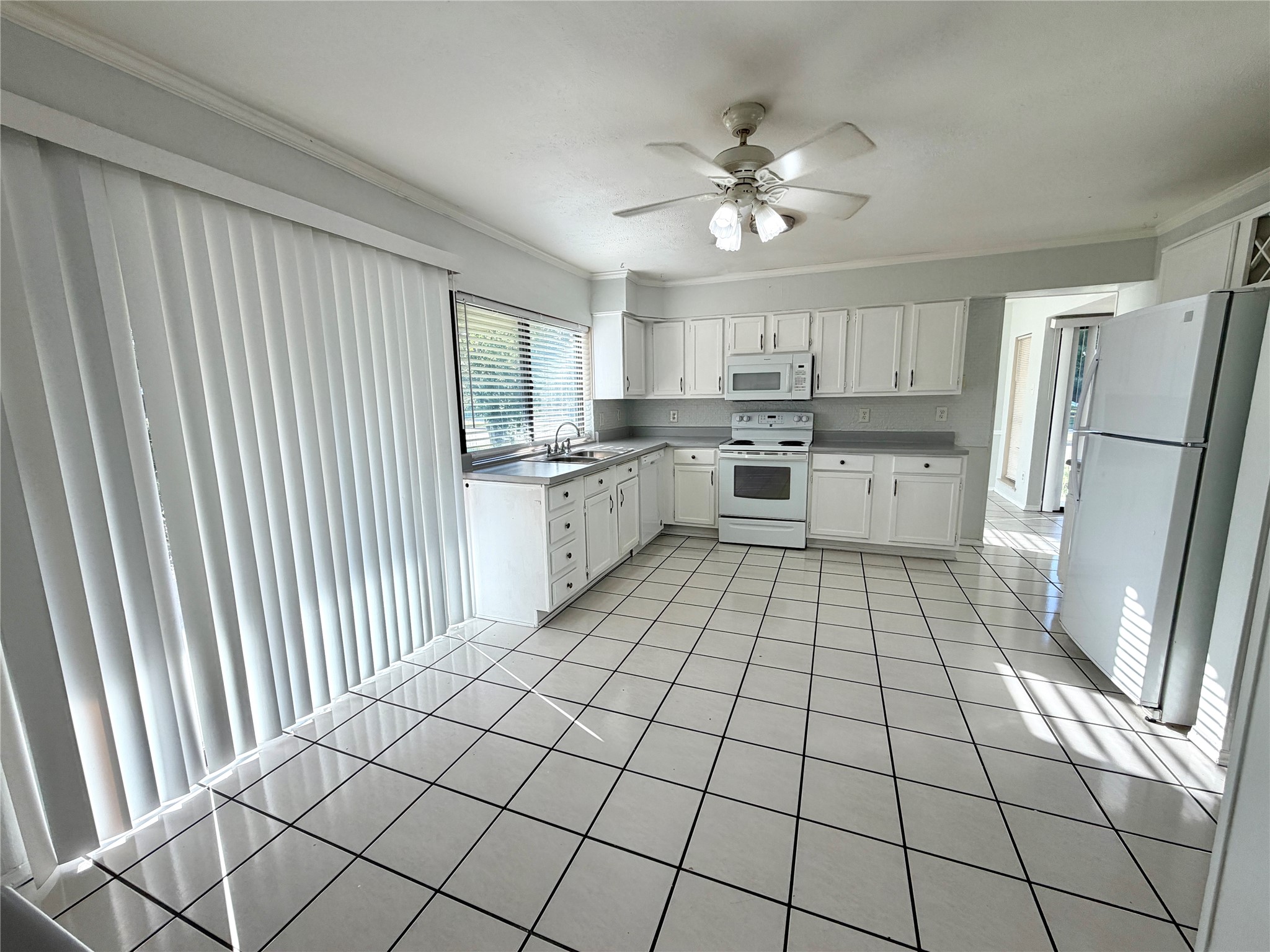 4702 Spanish Trail Grand Prairie TX 75052