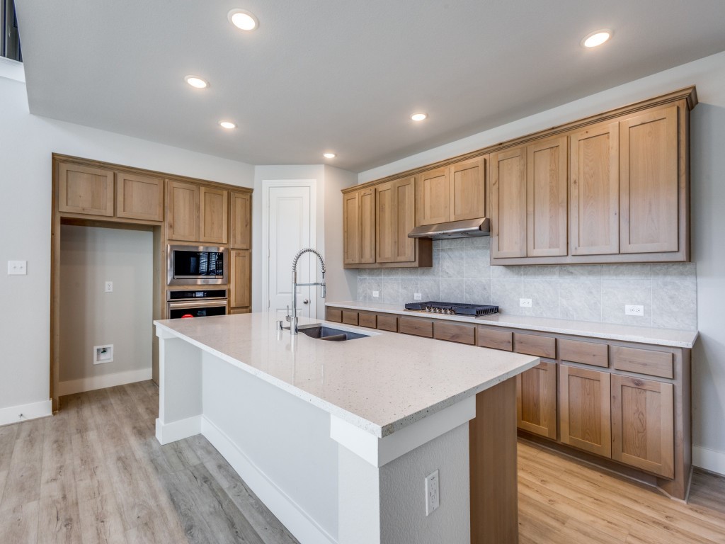 8132 Legacy Trail Mckinney TX 75071