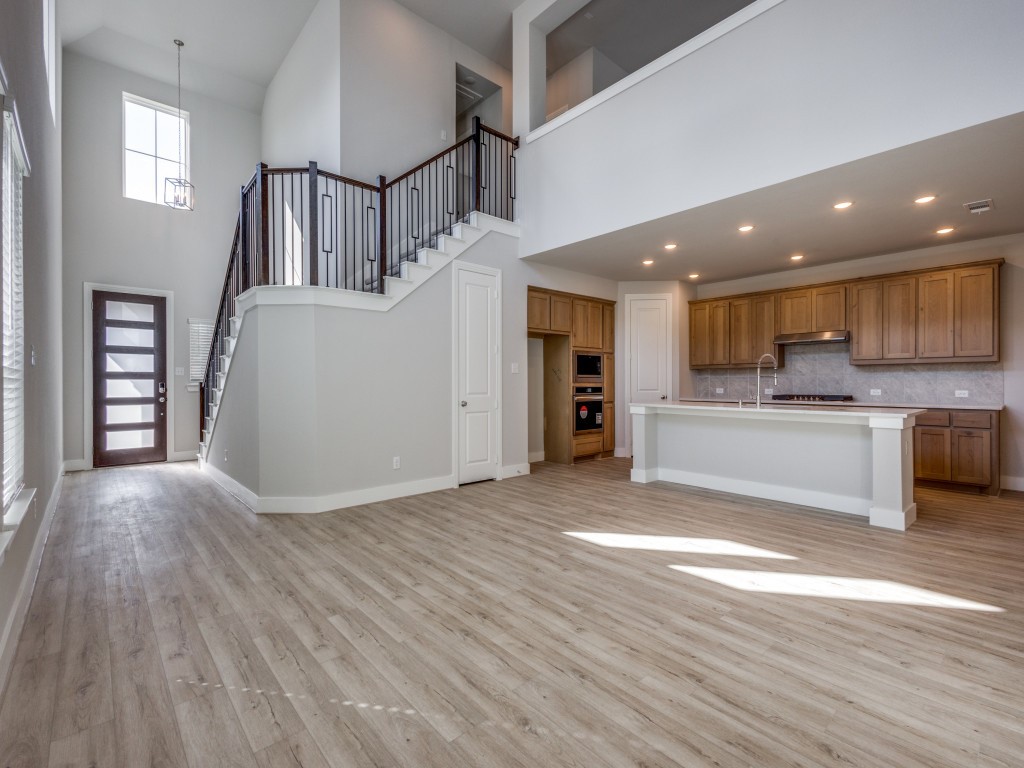 8132 Legacy Trail Mckinney TX 75071