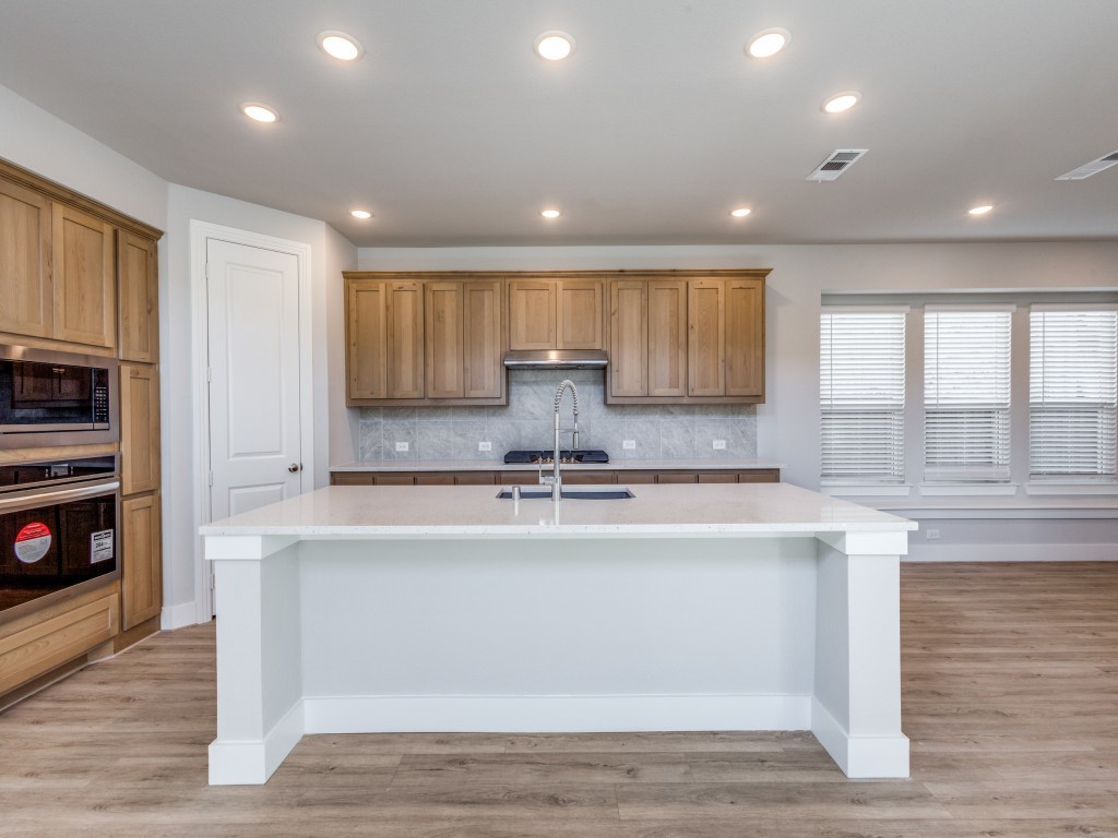 8132 Legacy Trail Mckinney TX 75071