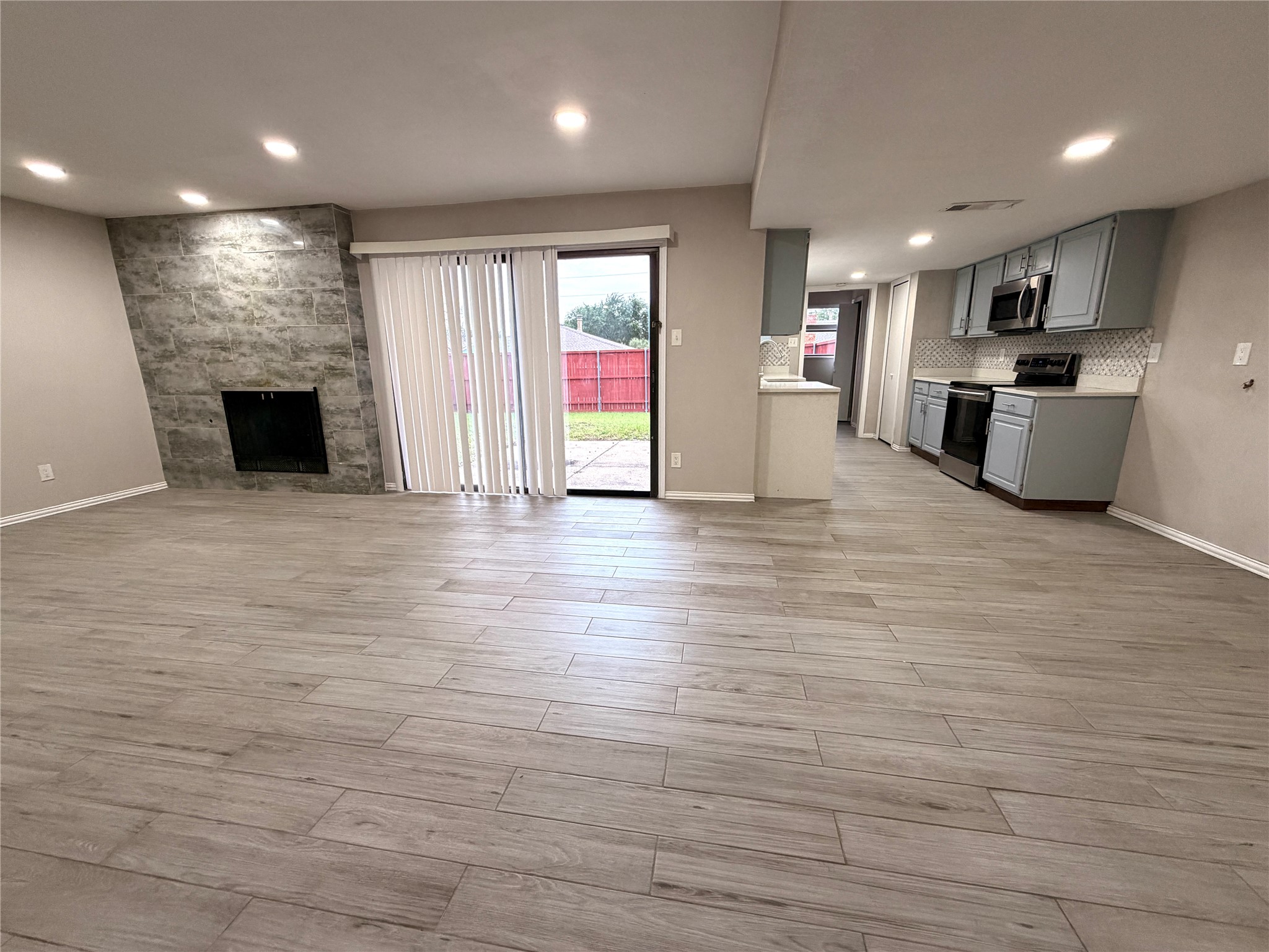 2934 Flagstone Drive Garland TX 75044