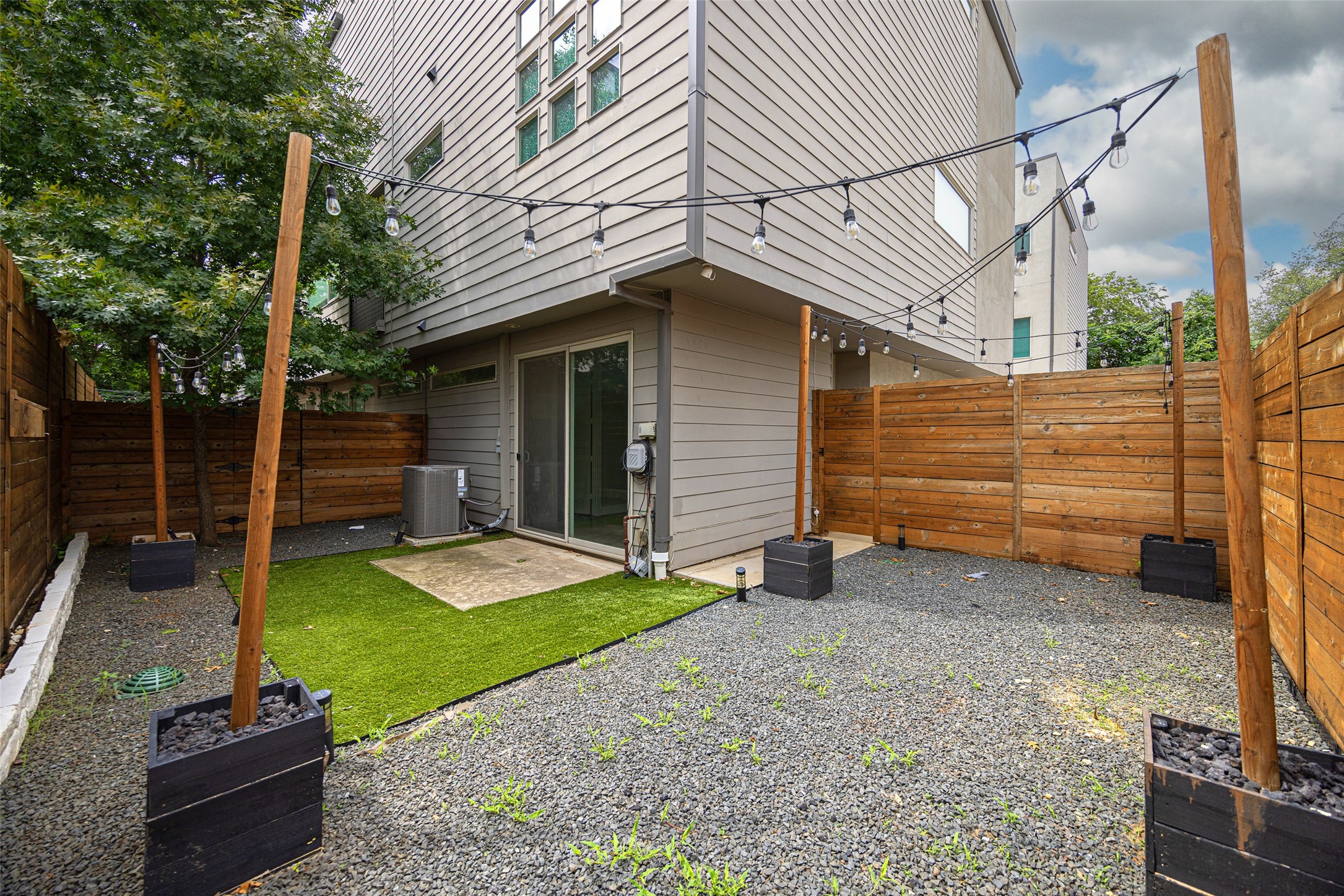 4616 Steel Street Dallas TX 75219