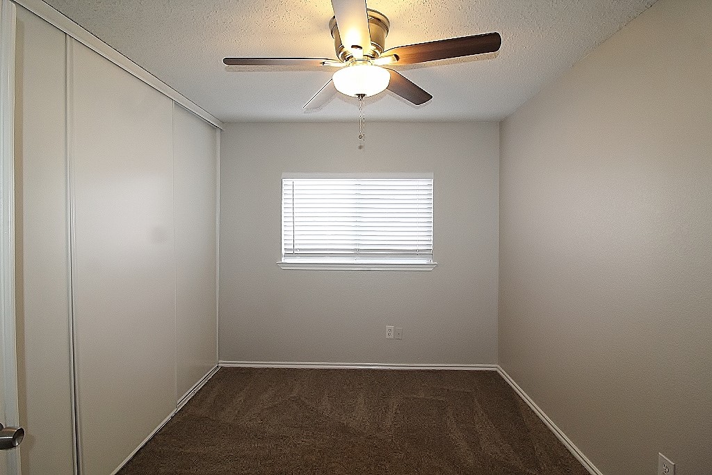 300 Rosewood Lane Cedar Hill TX 75104
