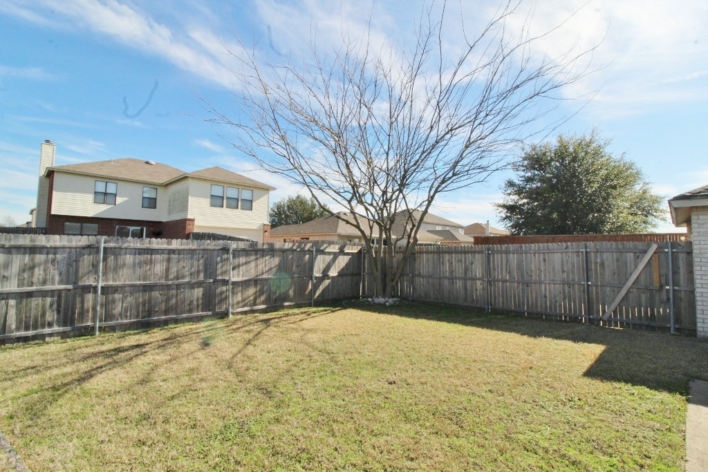 300 Rosewood Lane Cedar Hill TX 75104