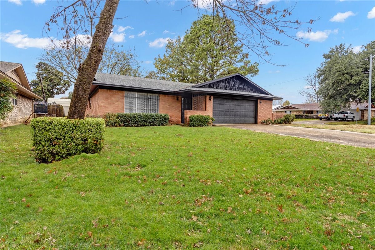 509 Dean Drive Denison TX 75020