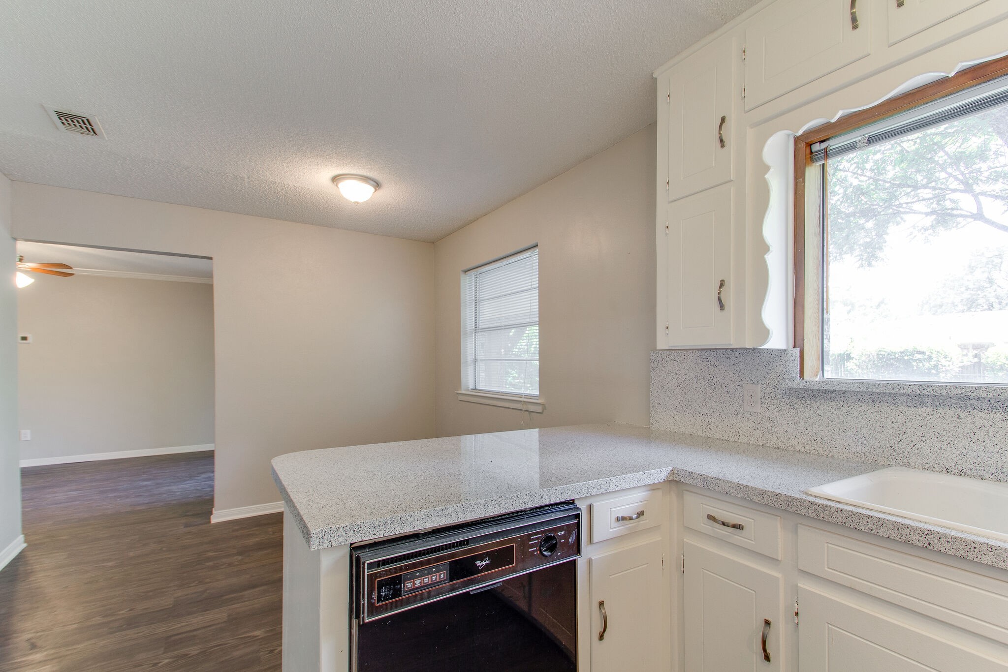 6024 Blueridge Drive Watauga TX 76148