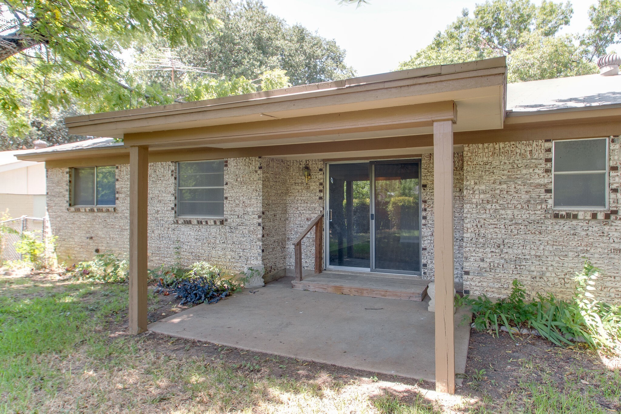 6024 Blueridge Drive Watauga TX 76148