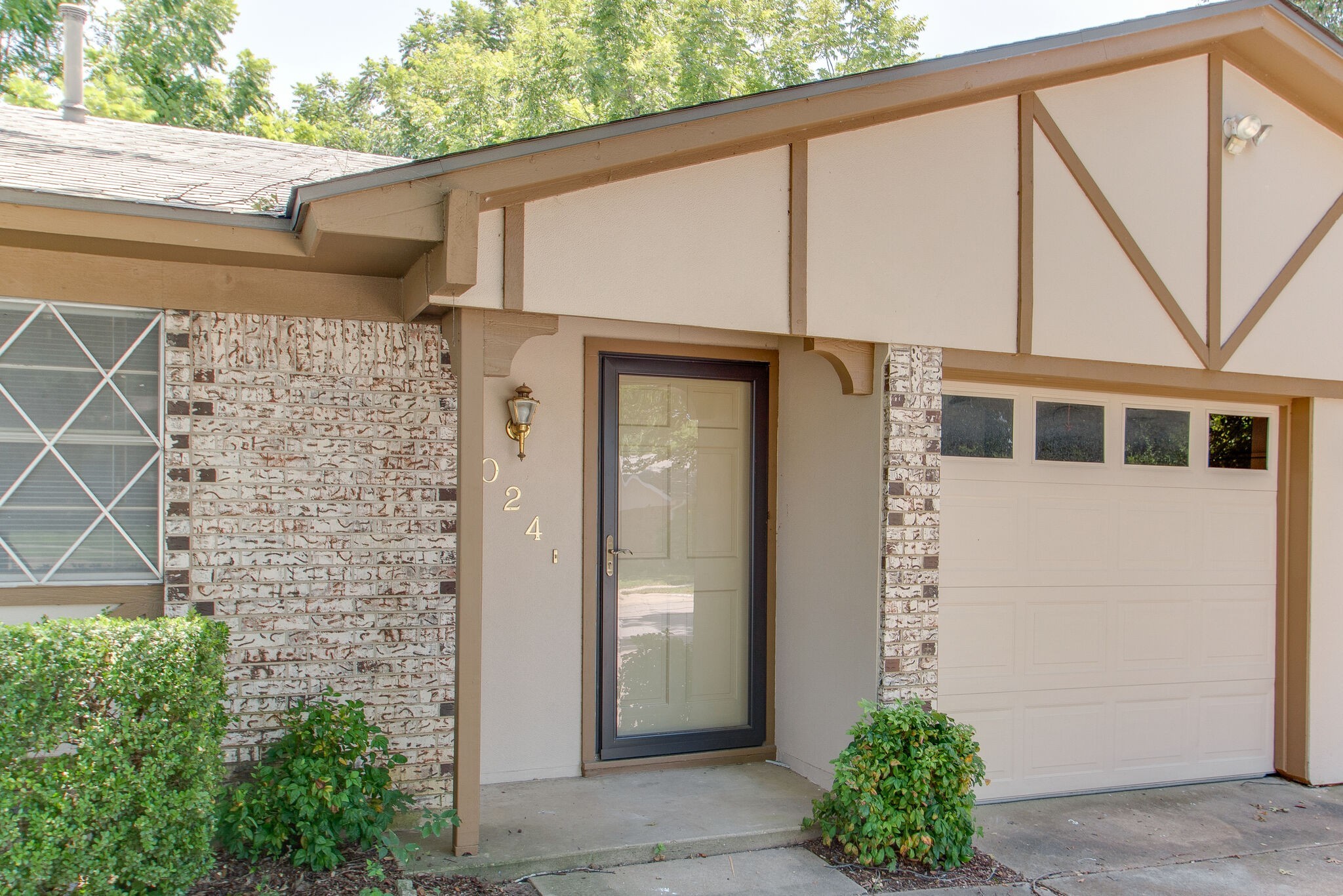 6024 Blueridge Drive Watauga TX 76148