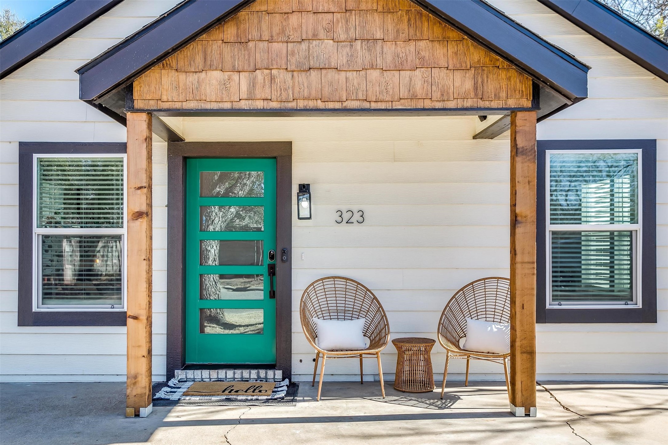 323 S Hannaford Street Granbury TX 76048