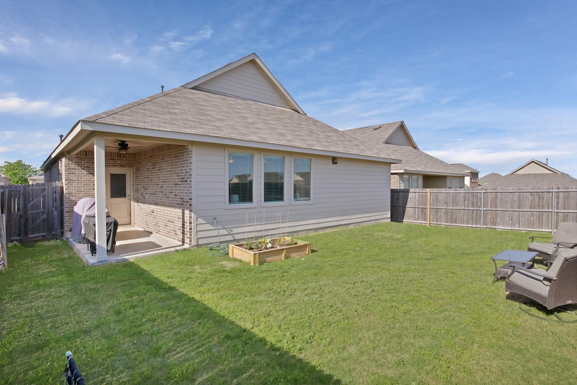 621 Ridgeback Trail Fort Worth TX 76052
