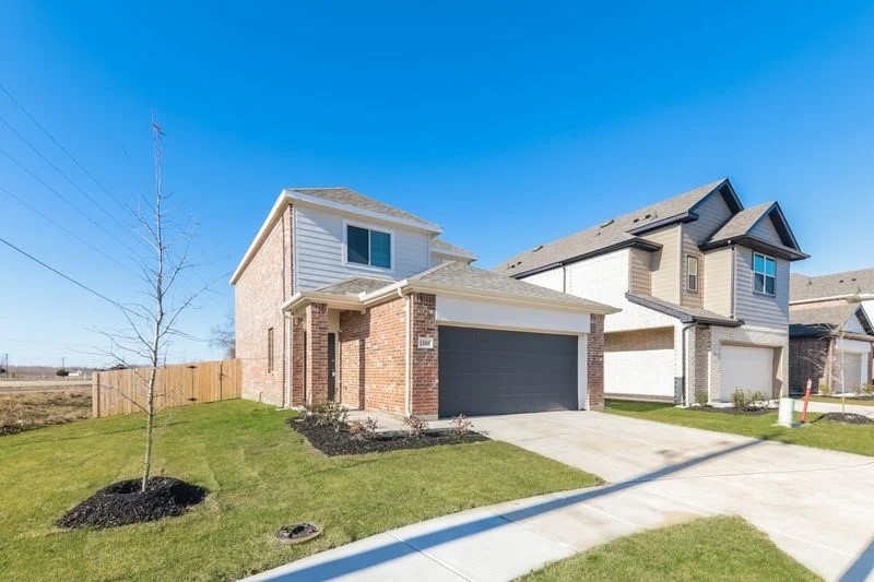 1300 Esther Lane Ennis TX 75119