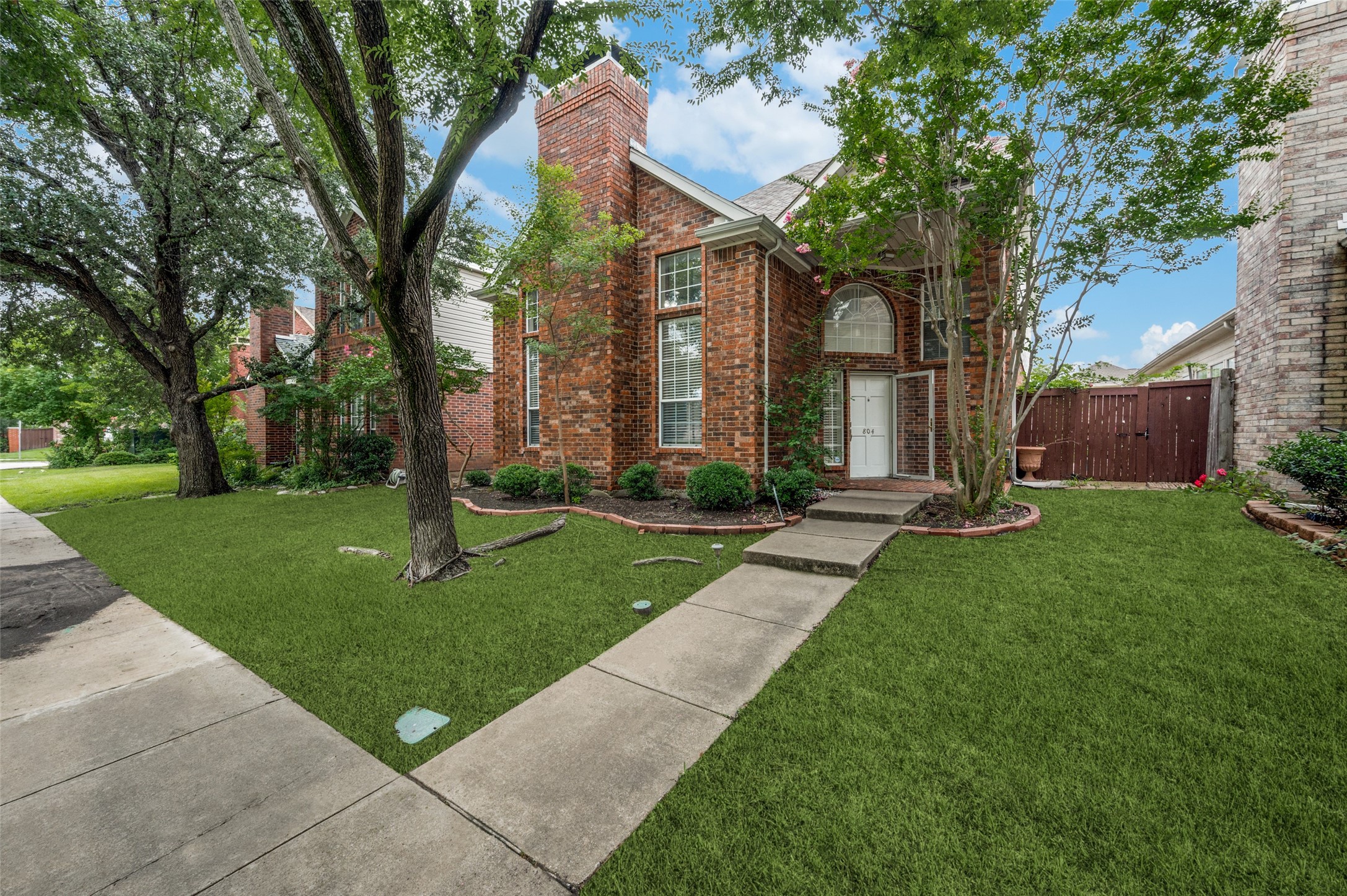 804 Santa Fe Trail Irving TX 75063