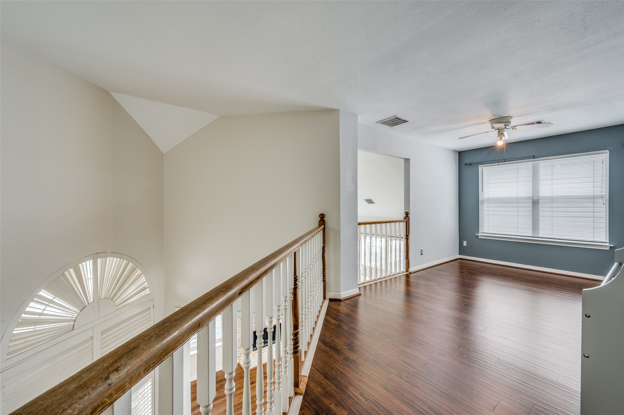 804 Santa Fe Trail Irving TX 75063