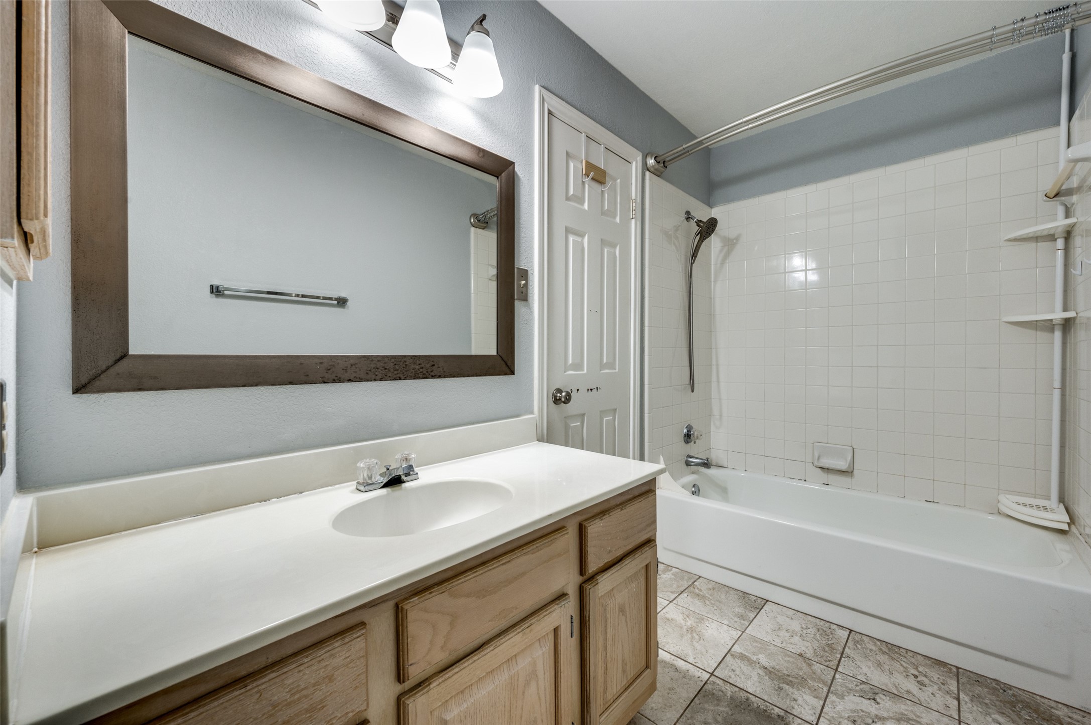 804 Santa Fe Trail Irving TX 75063