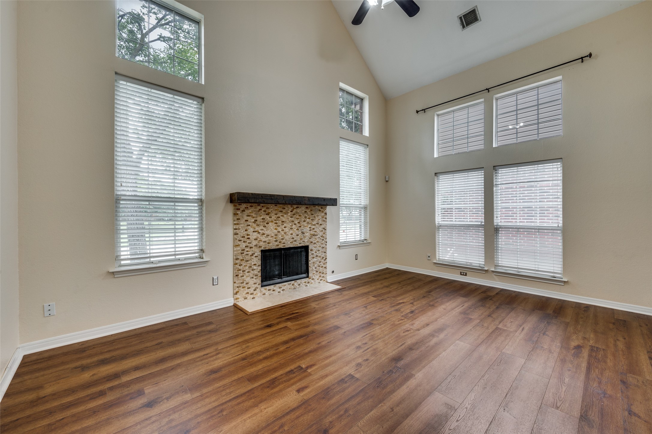 804 Santa Fe Trail Irving TX 75063