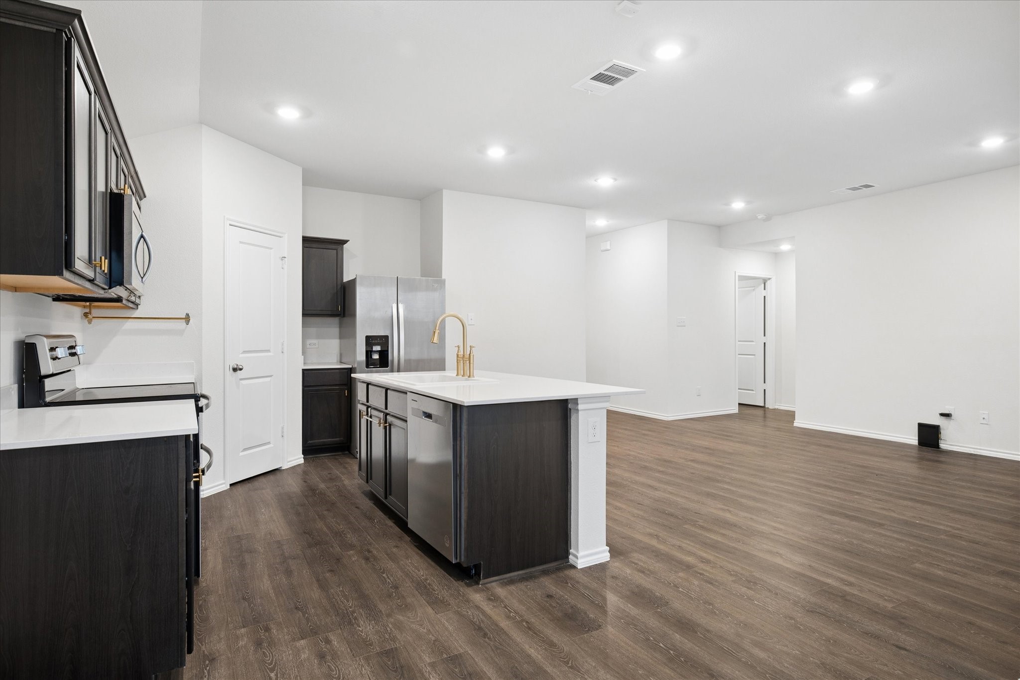 13109 Don Fisher Lane Providence Village TX 76227