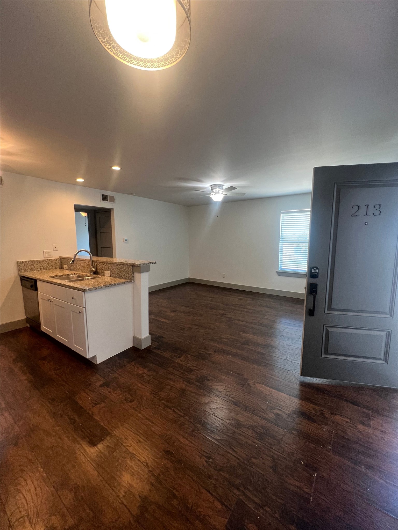 4633 Fairmount Street Dallas TX 75219