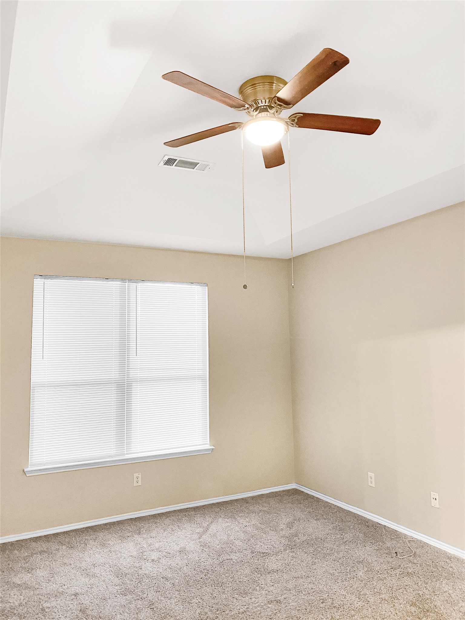 7221 Lindentree Lane Fort Worth TX 76137
