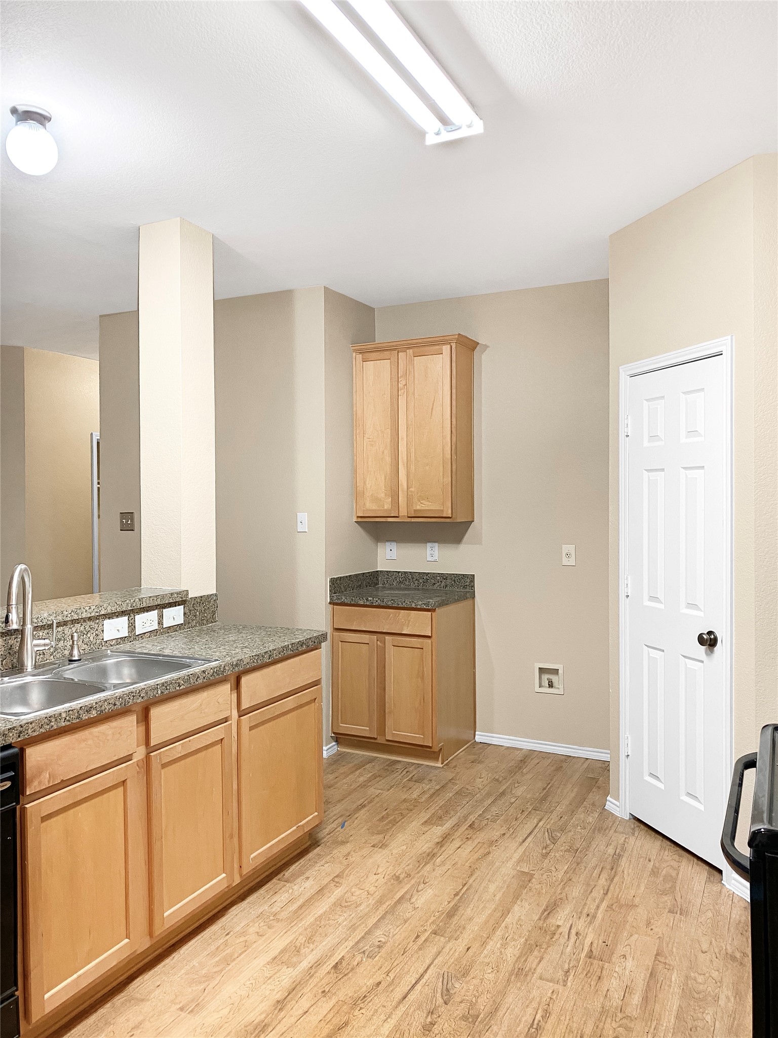 7221 Lindentree Lane Fort Worth TX 76137