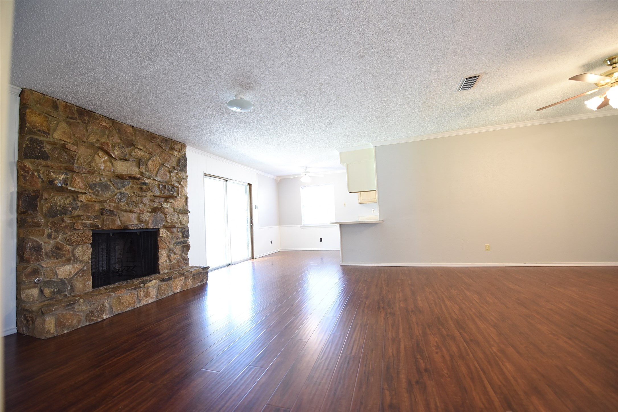 8945 Flicker Lane Dallas TX 75238