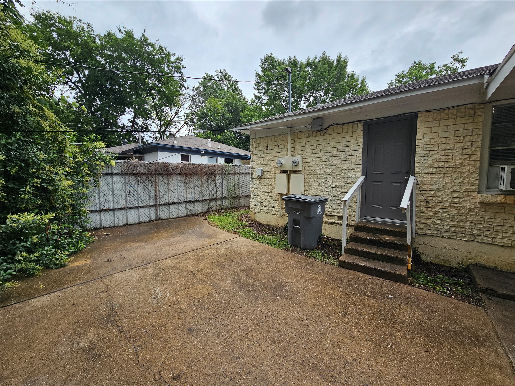 6401 Hollis Avenue Dallas TX 75227