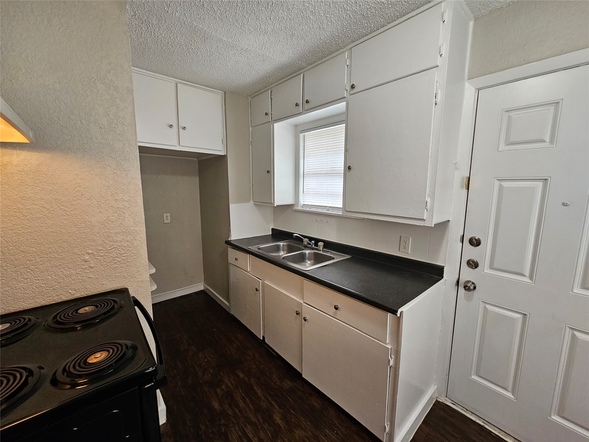 6401 Hollis Avenue Dallas TX 75227