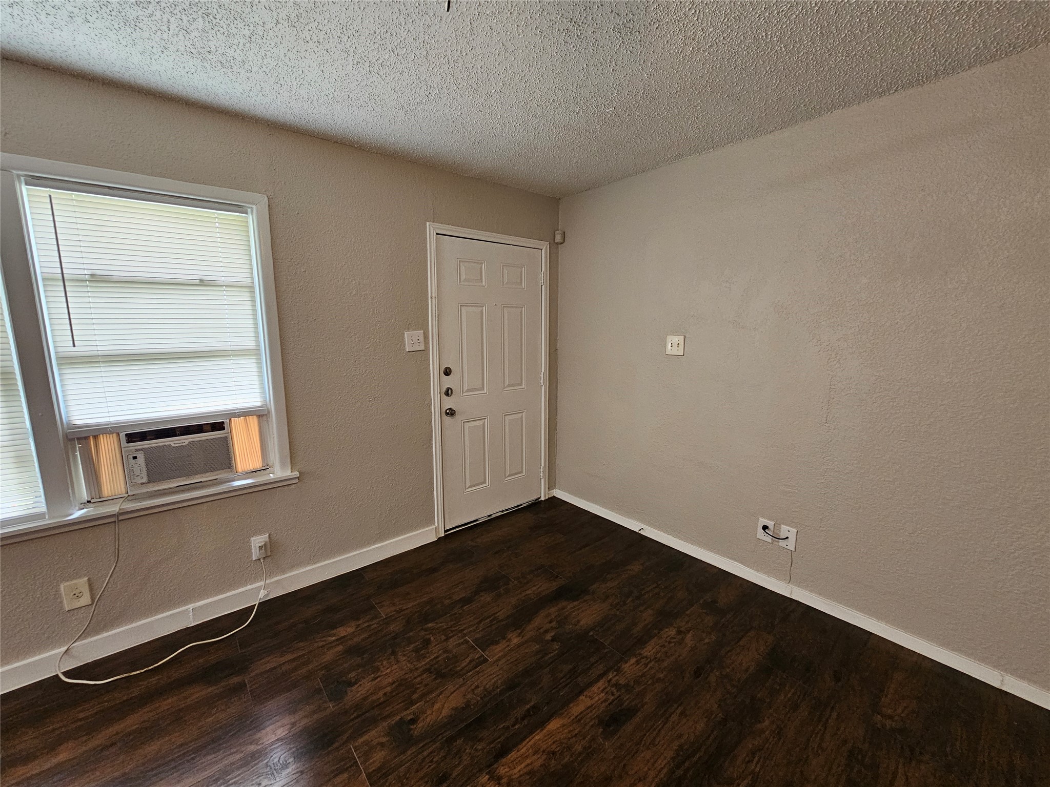 6401 Hollis Avenue Dallas TX 75227