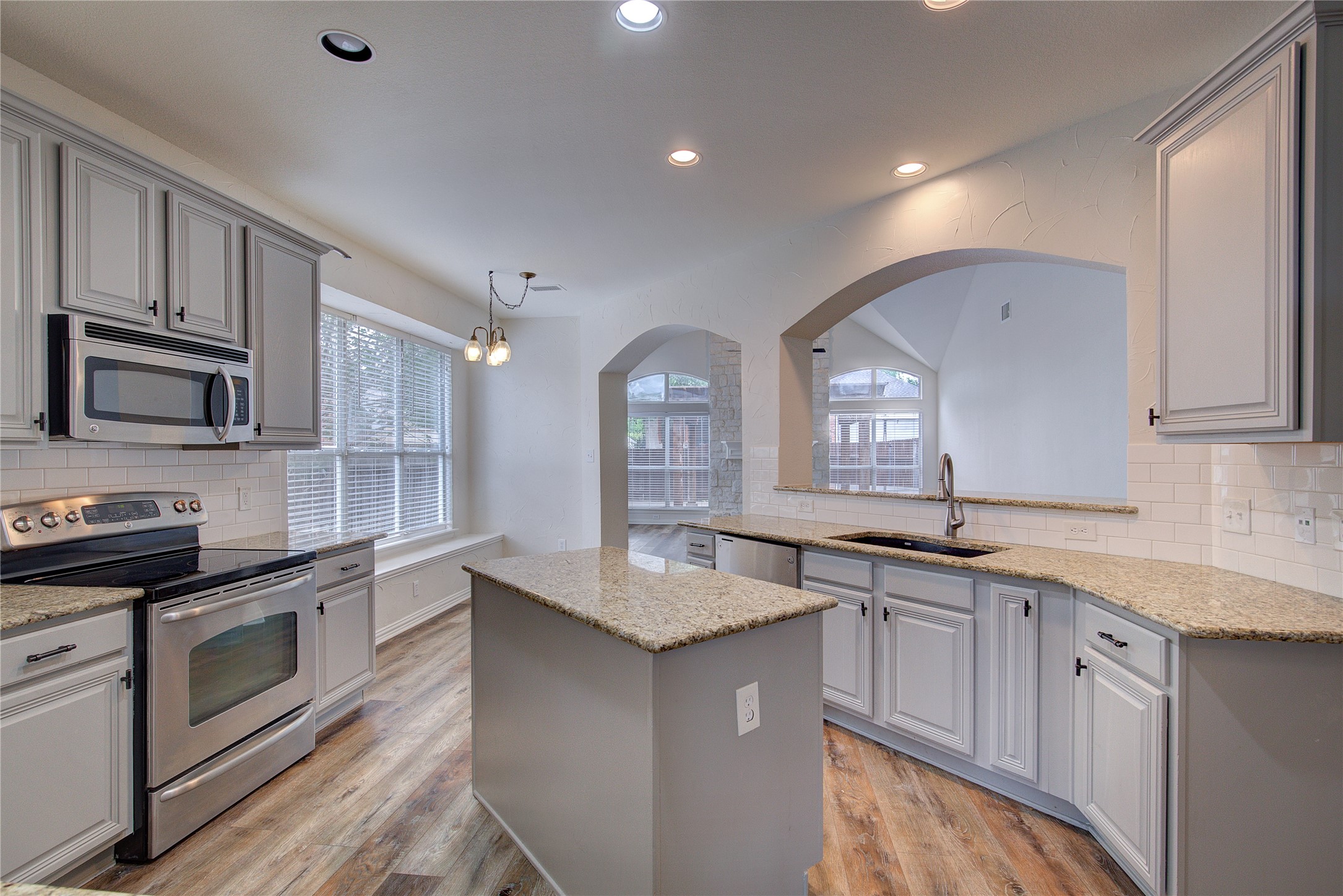 2917 Newport Drive Rockwall TX 75032
