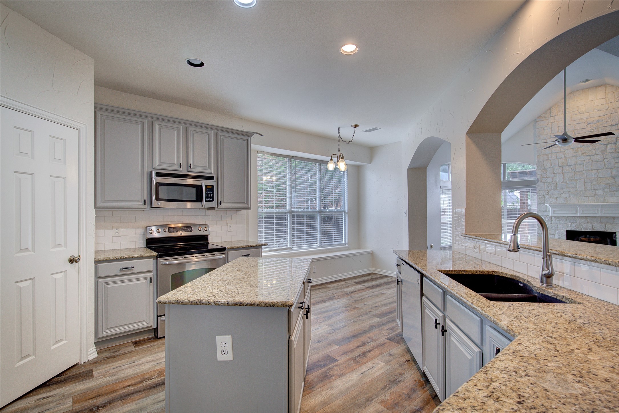 2917 Newport Drive Rockwall TX 75032