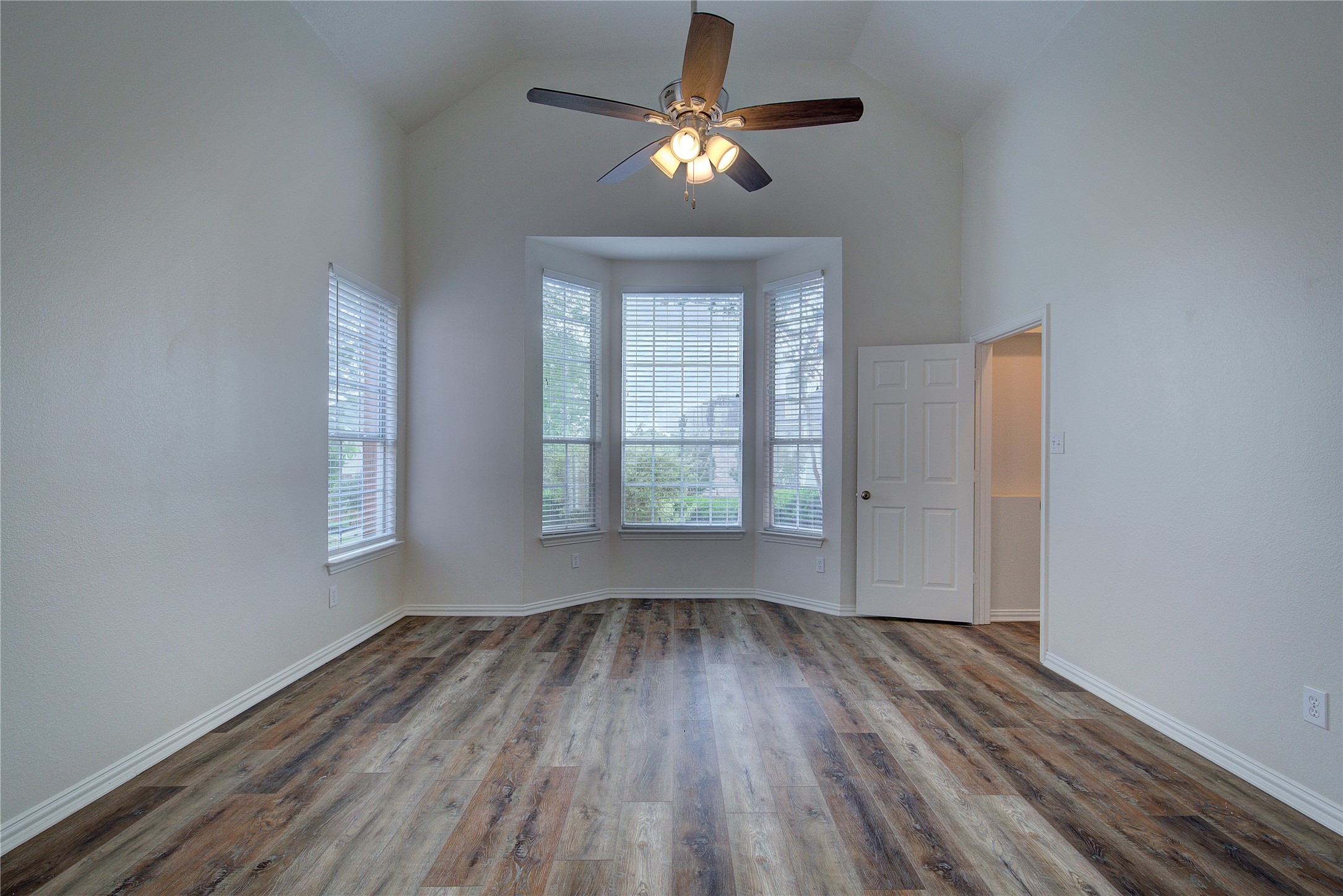 2917 Newport Drive Rockwall TX 75032