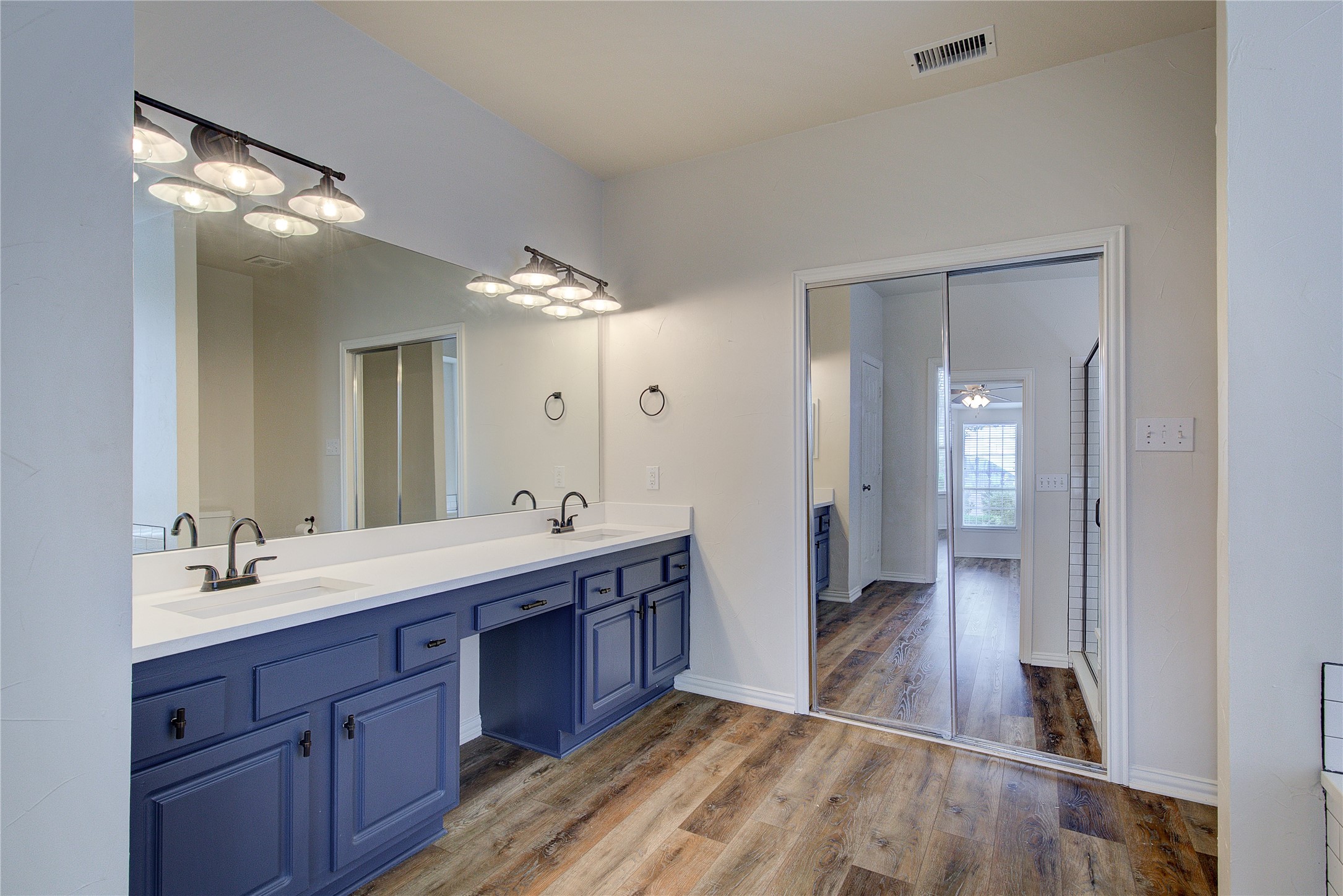 2917 Newport Drive Rockwall TX 75032